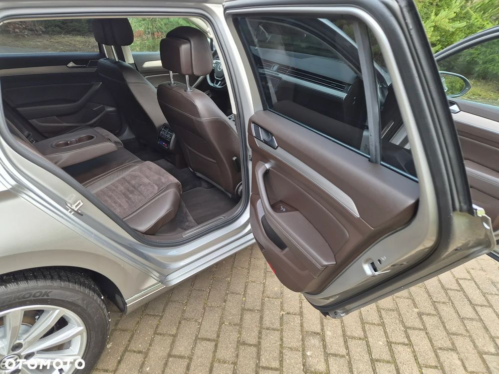 Volkswagen Passat 1.8 TSI (BlueMotion Technology) DSG Highline - 26