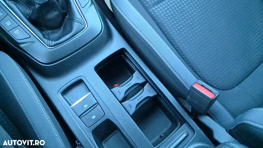 Ford Focus 1.5 EcoBlue Active Business - 7