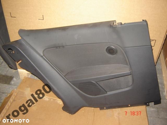 VW GOLF BOCZEK DRZWI IDEAŁ 5K3867043 LEWY - 1