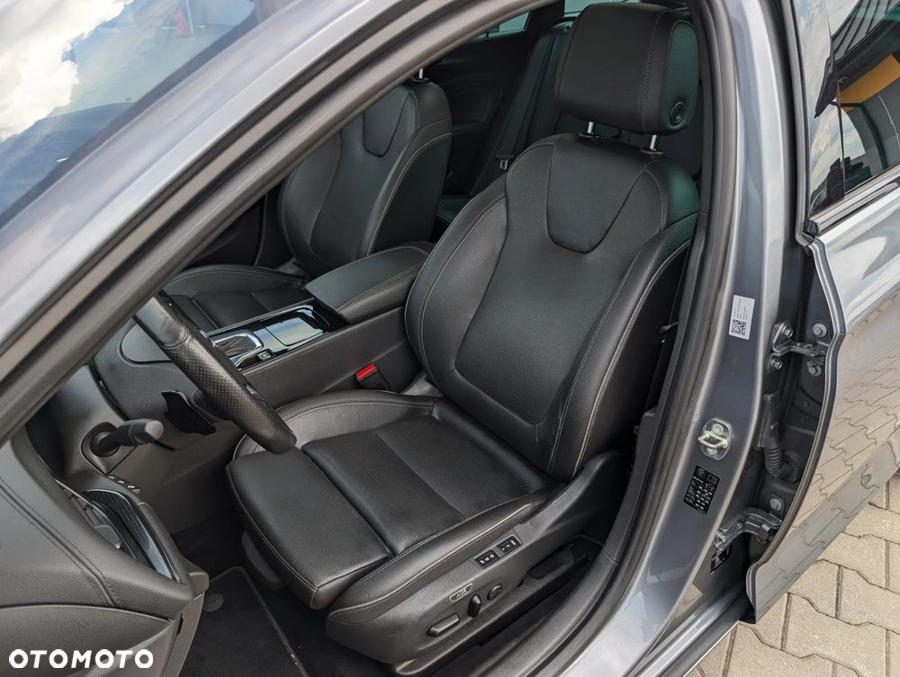 Opel Insignia 2.0 Direct Inj Trb 4x4 Ultimate Exclusive - 32