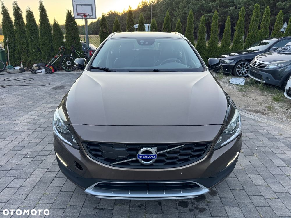 Volvo V60 Cross Country D3 Momentum - 3
