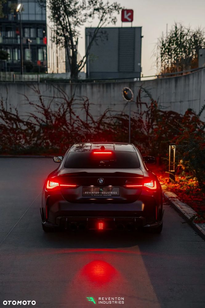 BMW M4 Competition M xDrive sport - 22