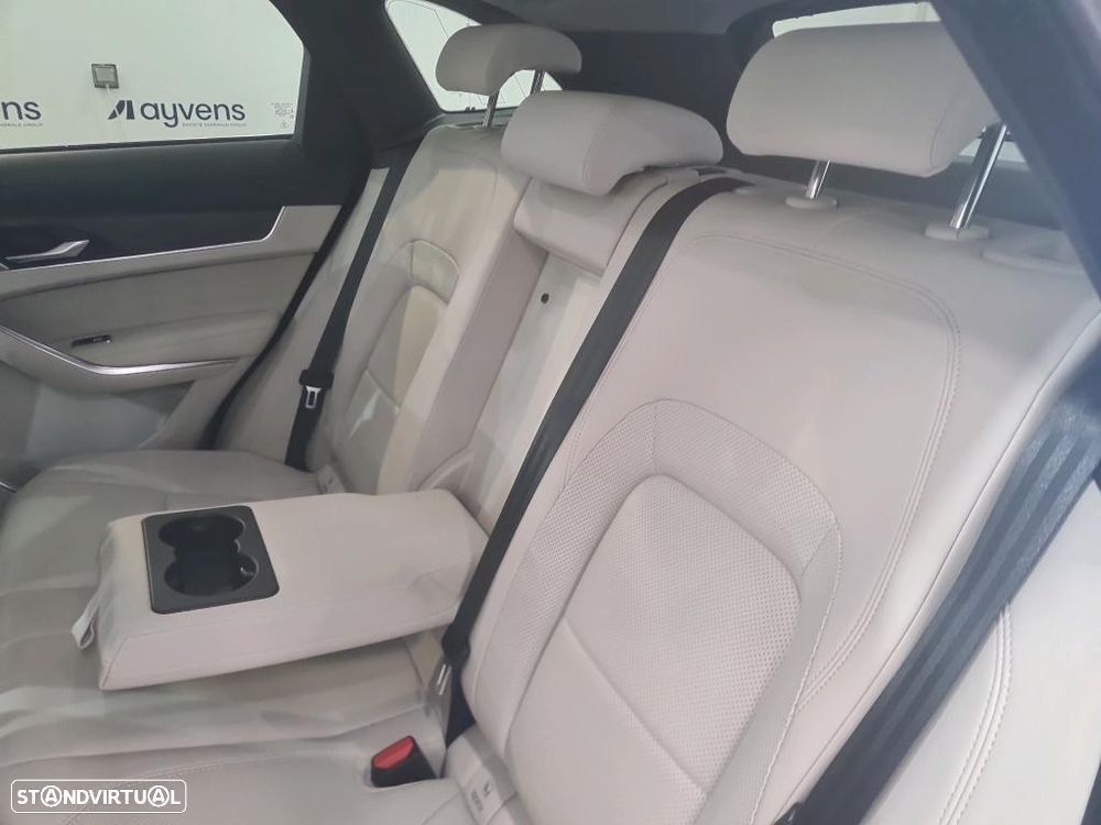 Jaguar F-Pace 2.0 P400e AWD SE - 10