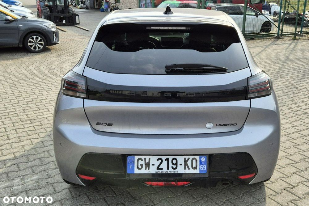 Peugeot 208 - 9