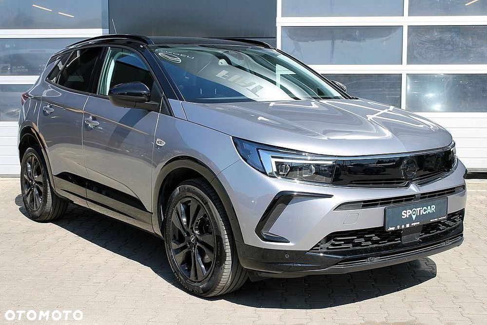 Opel Grandland 1.2 T GS S&S - 10