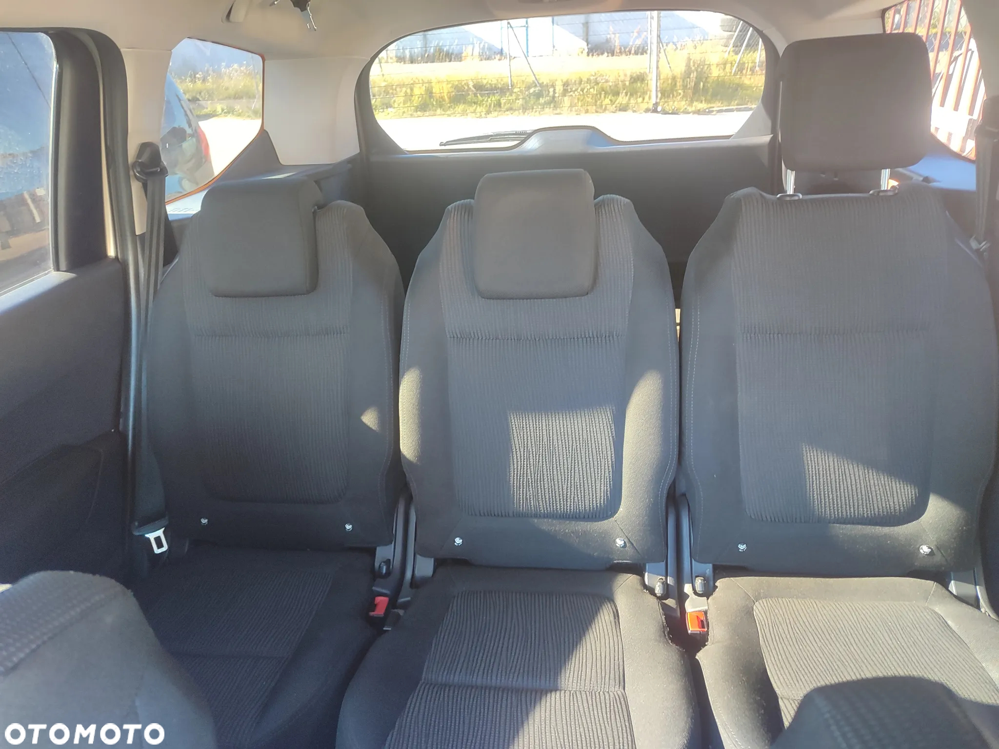 Peugeot 5008 - 5