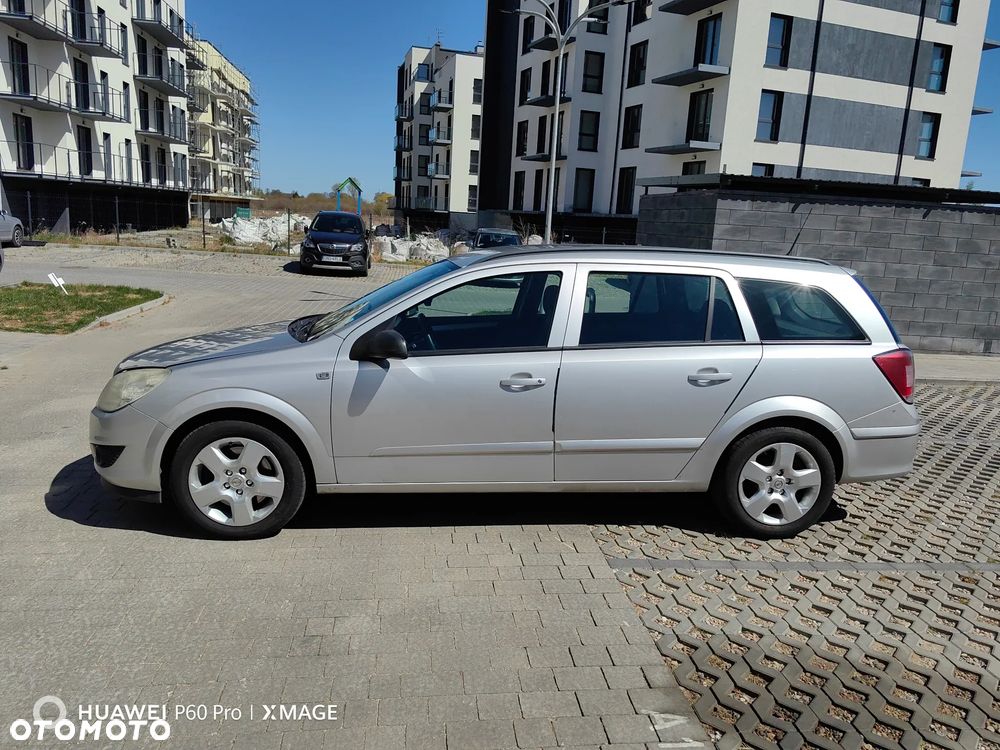 Opel Astra 1.9 CDTI - 1