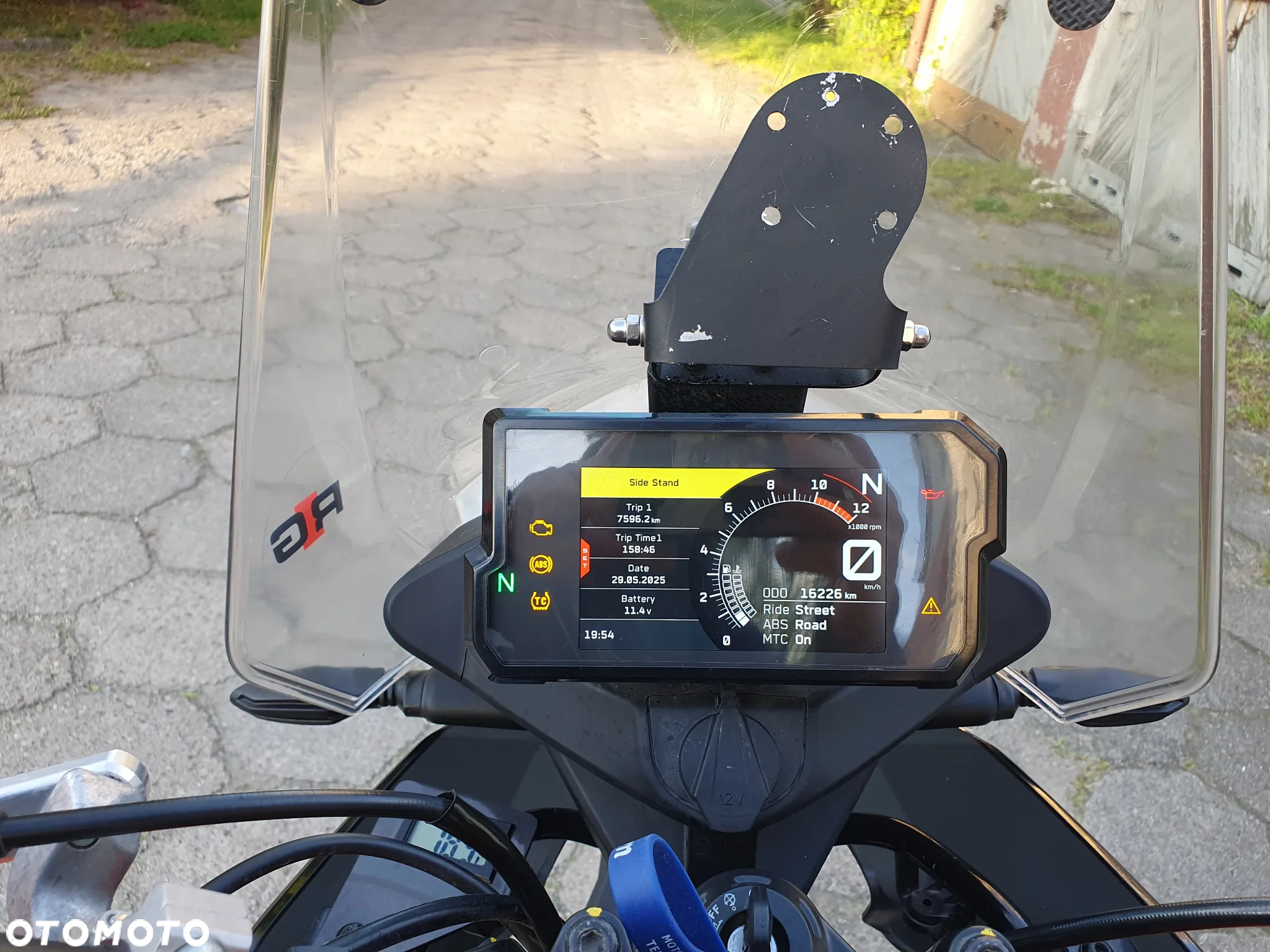 KTM Adventure - 16