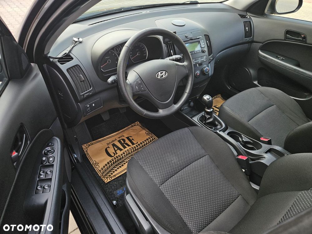 Hyundai i30 1.4 FIFA WM Edition - 11