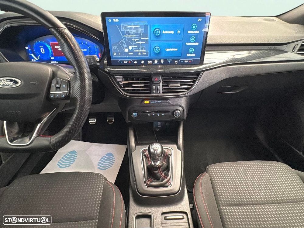 Ford Focus 1.0 EcoBoost MHEV ST-Line - 12