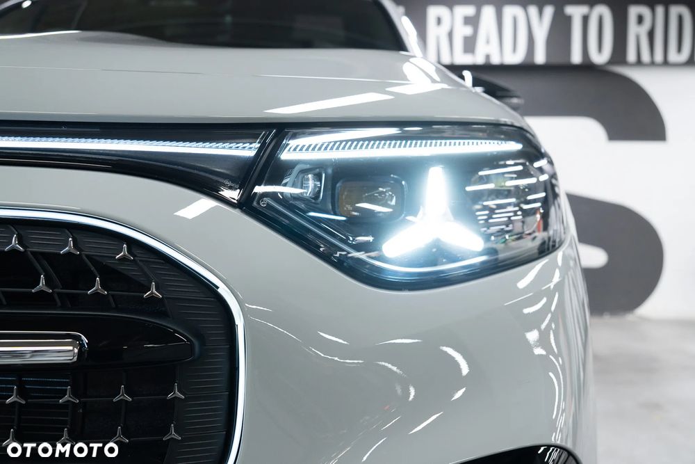 Mercedes-Benz GLB 220 mHEV 4-Matic 8G-eDCT - 10