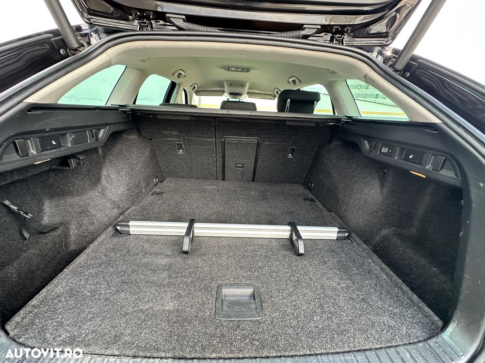 Skoda Octavia ver-combi-2-0-tdi-150-cp-dsg-sportline - 14