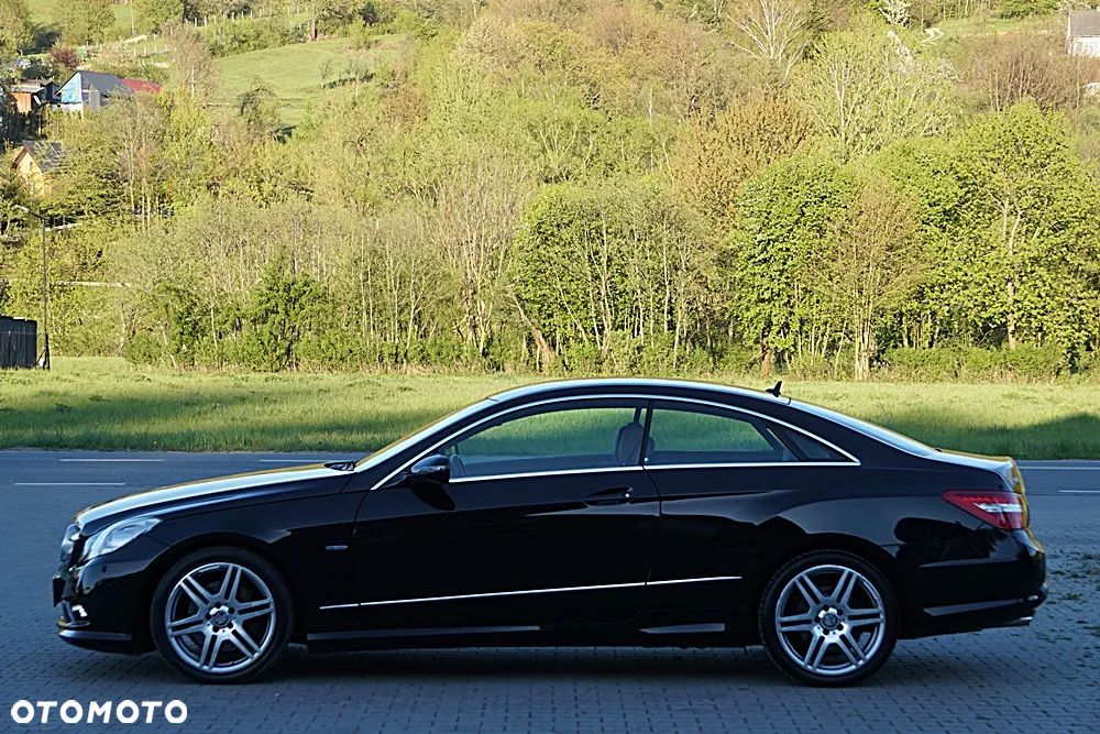 Mercedes-Benz Klasa E - 9