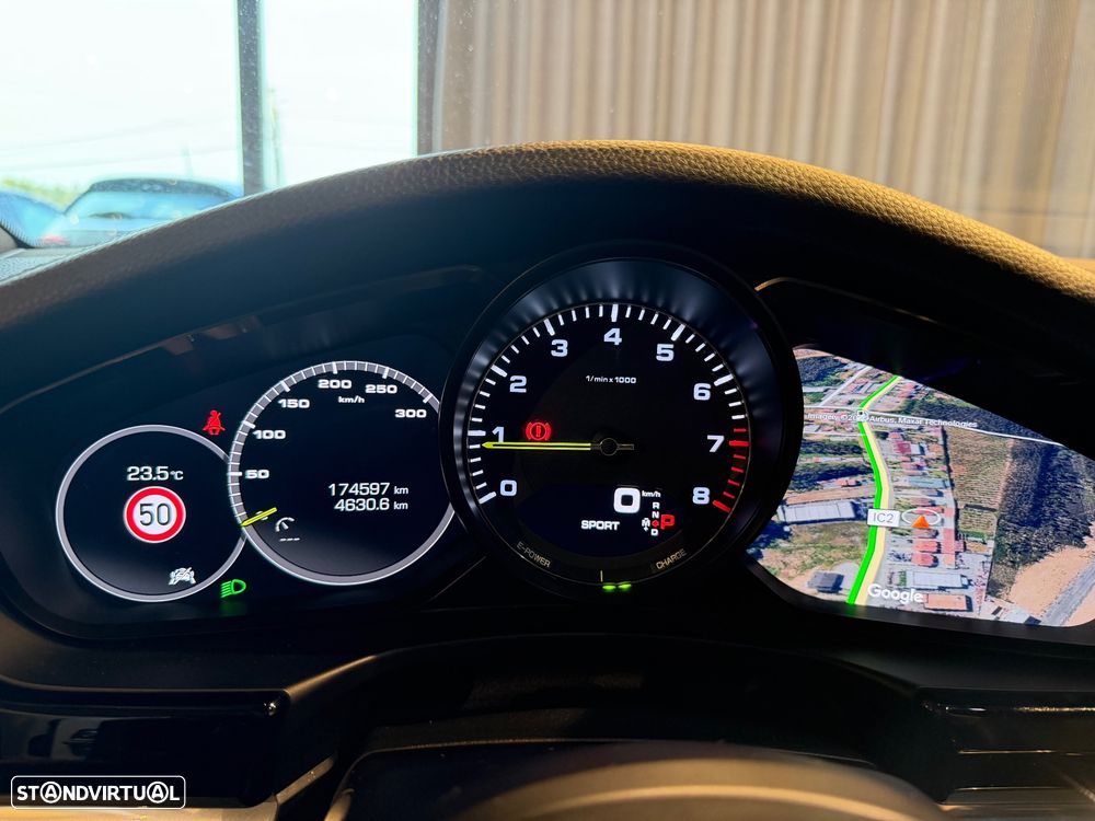 Porsche Panamera Sport Turismo 4 E-Hybrid Platinum Edition - 53