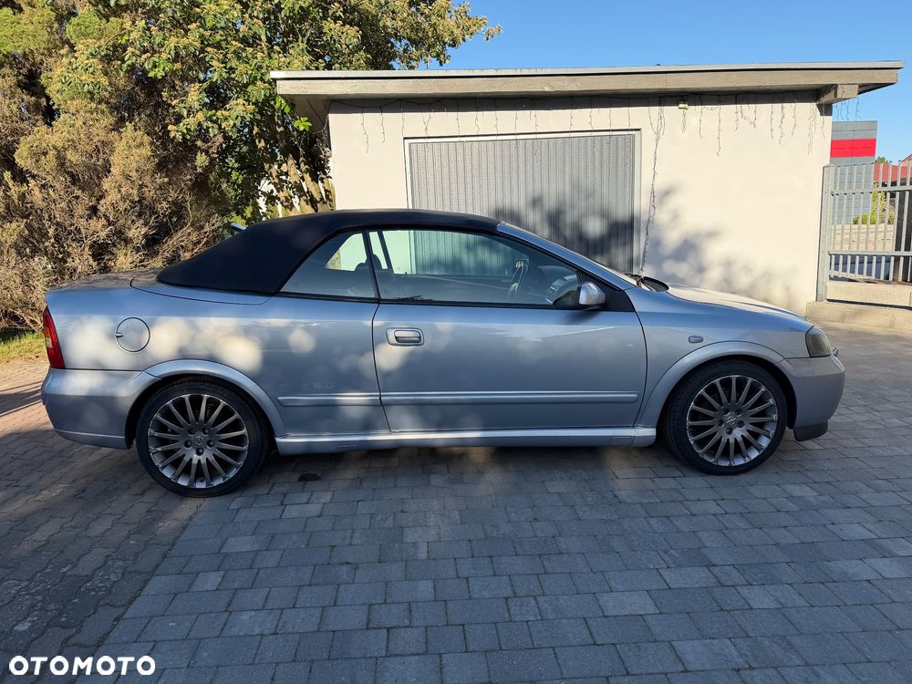 Opel Astra 1.6 - 11