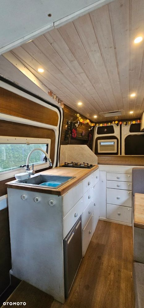 Mercedes-Benz Sprinter - 8