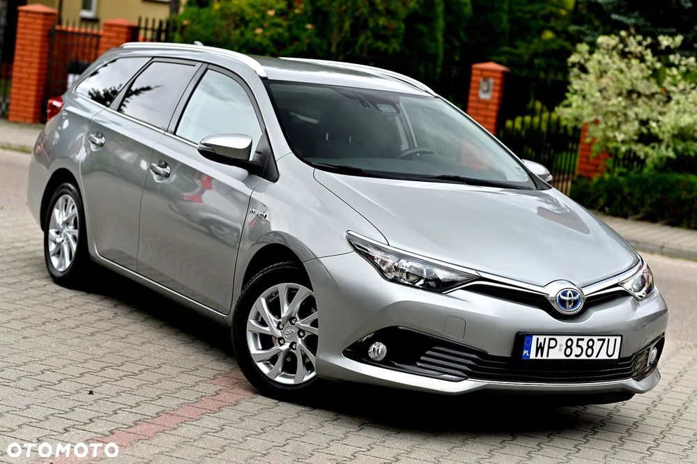 Toyota Auris - 10