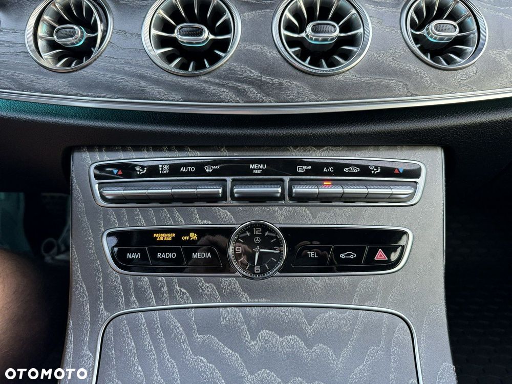 Mercedes-Benz CLS - 38