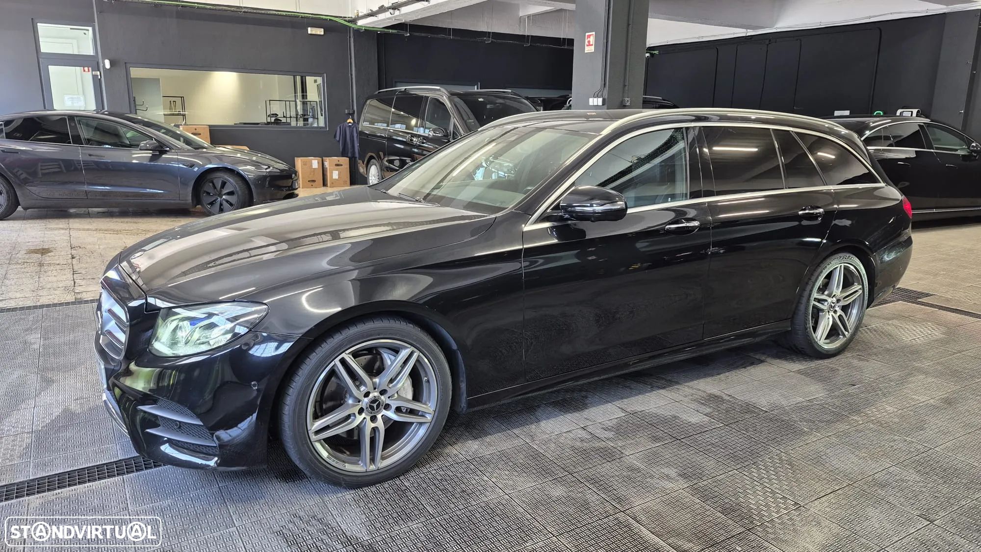 Mercedes-Benz E 220 d AMG Line 7L - 1