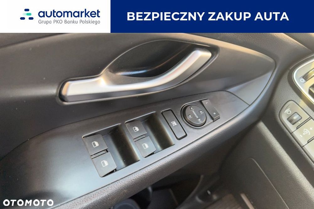 Hyundai i30 1.4 Classic + - 13