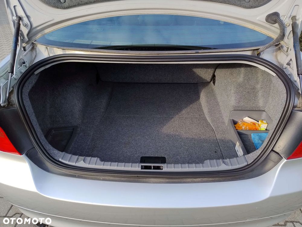 BMW Seria 3 325xi - 22