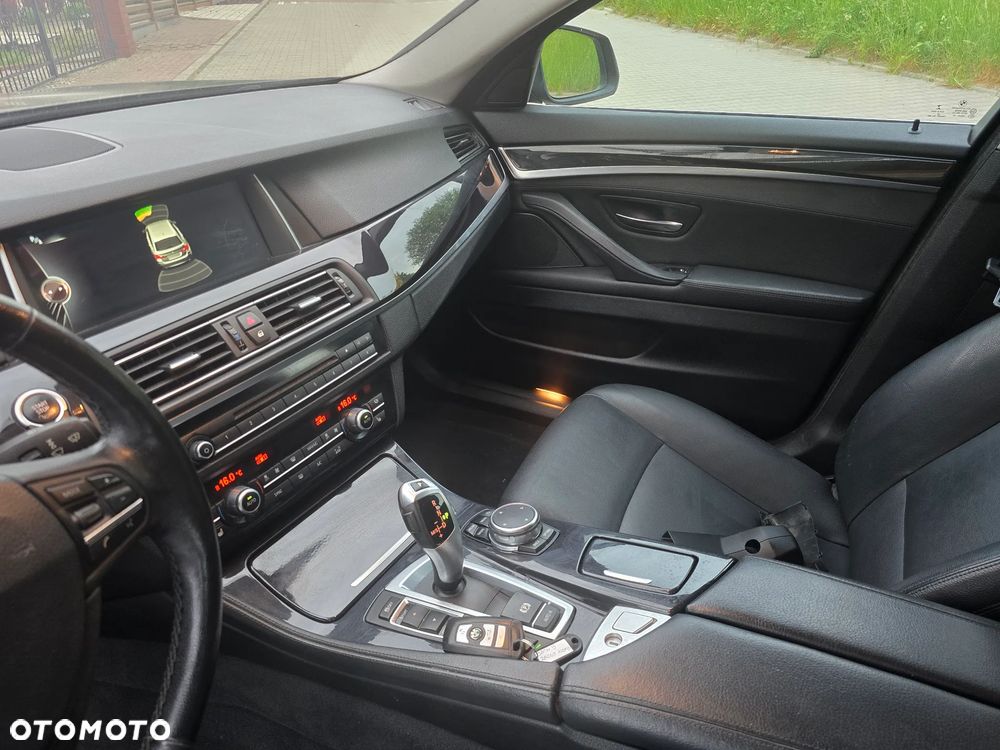 BMW Seria 5 530d Modern Line - 8
