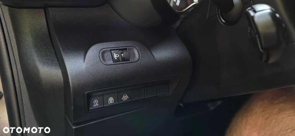 Citroën Berlingo MPV XL BlueHDi 130 SHINE - 31