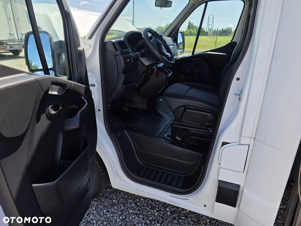 Renault Master - 16