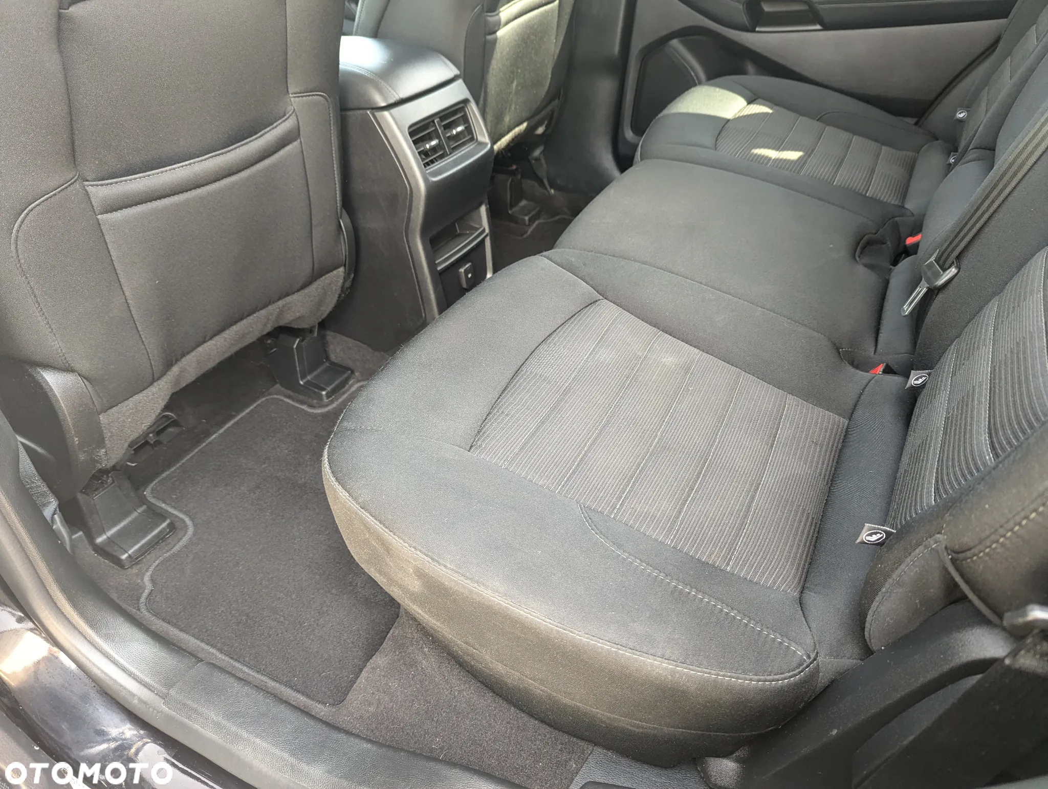 Ford Edge - 19