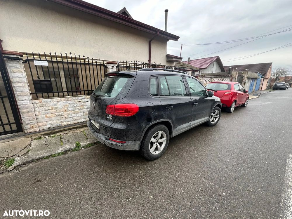 Volkswagen Tiguan - 16