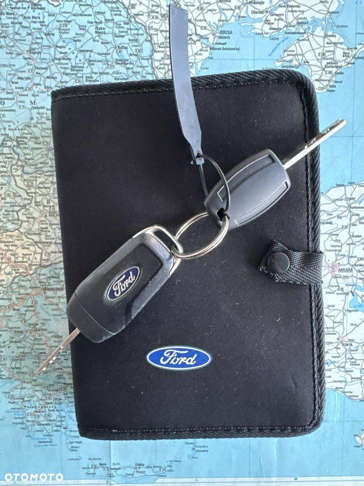 Ford EcoSport - 11
