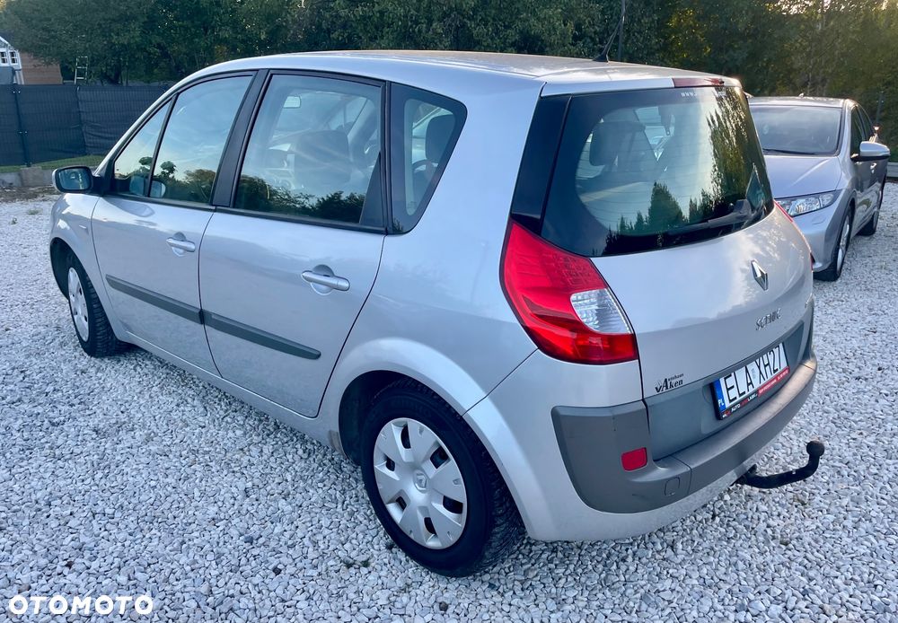 Renault Scenic - 12