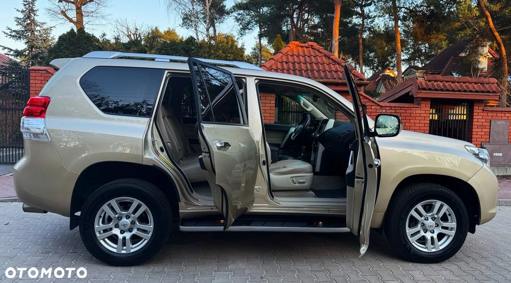 Toyota Land Cruiser 3.0 D-4D Automatik Executive - 13
