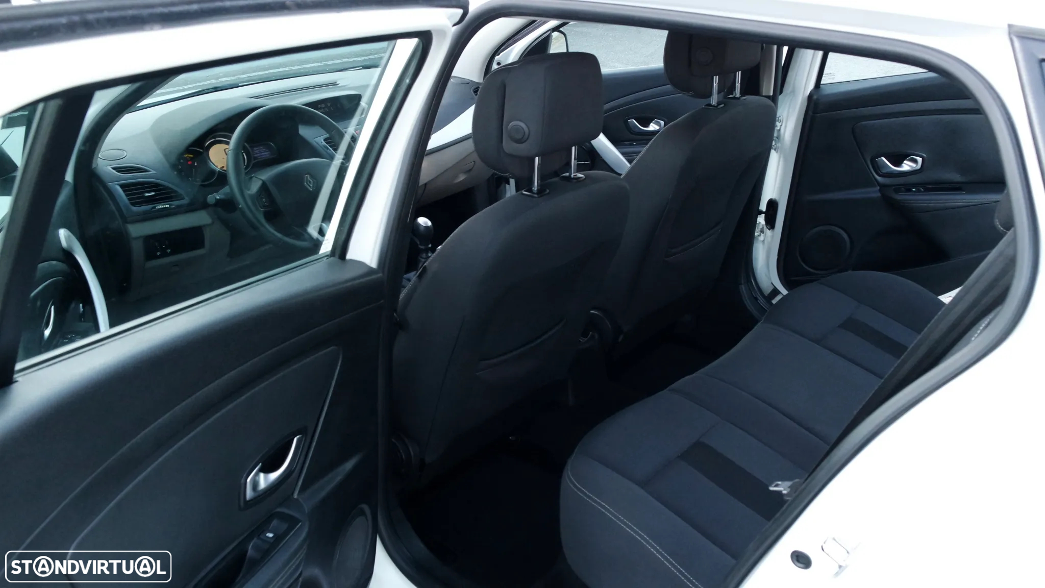 Renault Mégane Sport Tourer 1.5 dCi Dynamique S CO2 Champion - 35