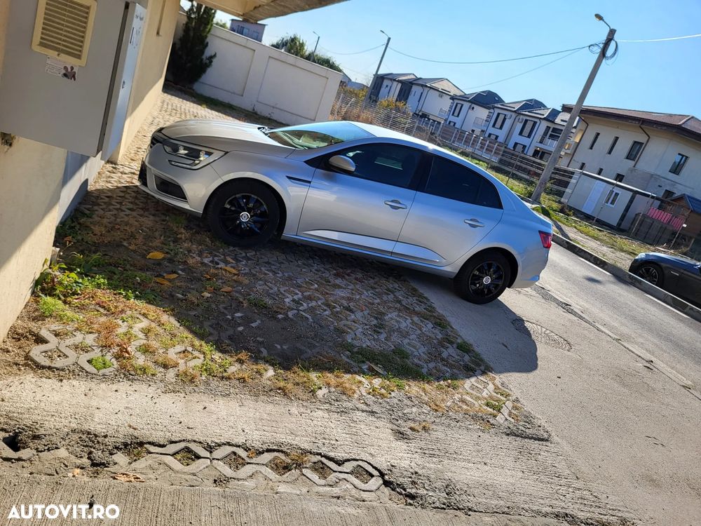 Renault Megane TCe Business - 1