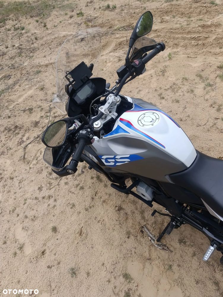 BMW G - 10