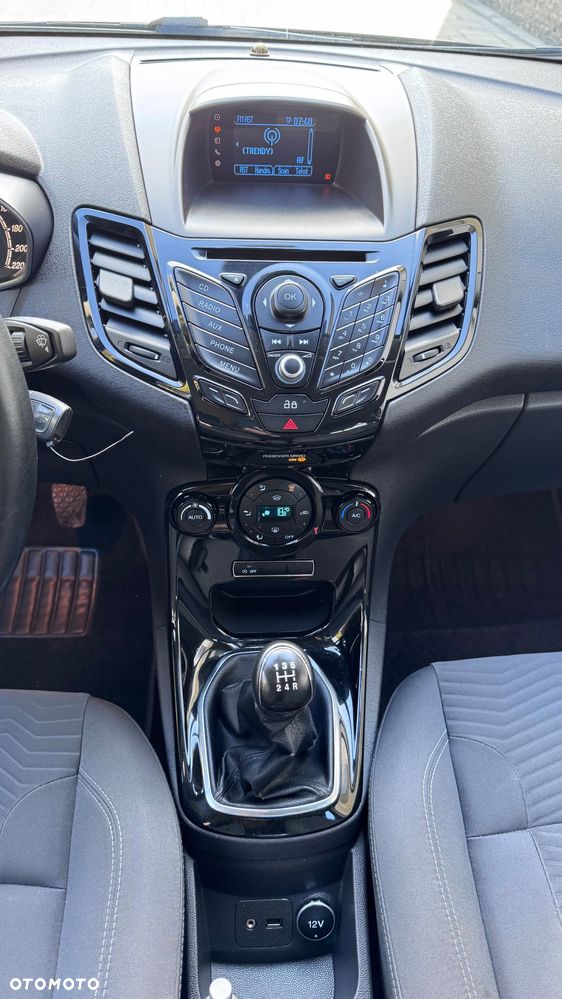 Ford Fiesta 1.6 TDCi Titanium - 34