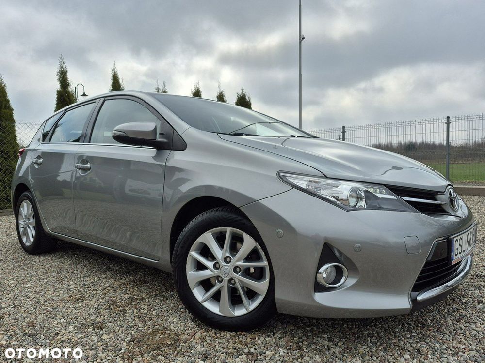Toyota Auris - 4