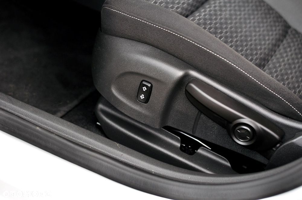 Opel Astra 1.4 Turbo Start/Stop Automatik Business Edition - 18