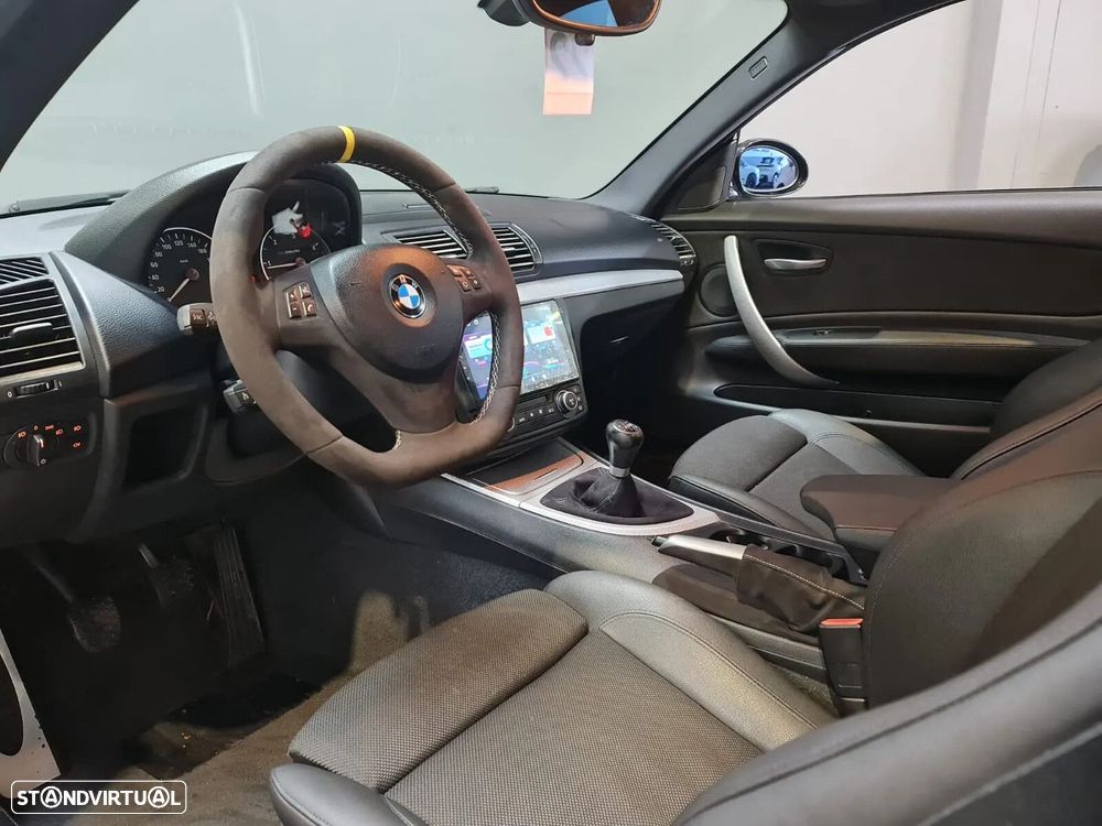 BMW 118 d Pack M - 9