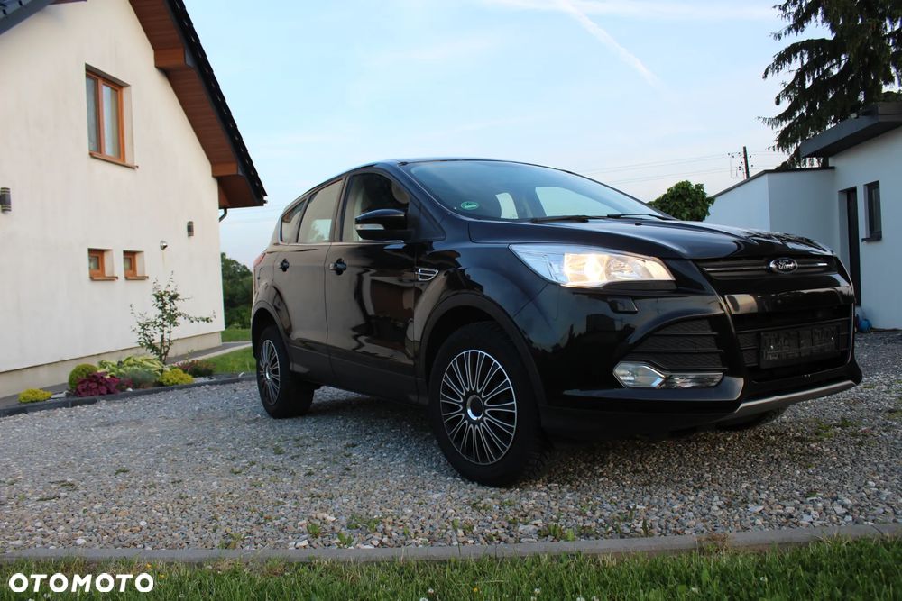 Ford Kuga 1.6 EcoBoost 2x4 Trend - 11