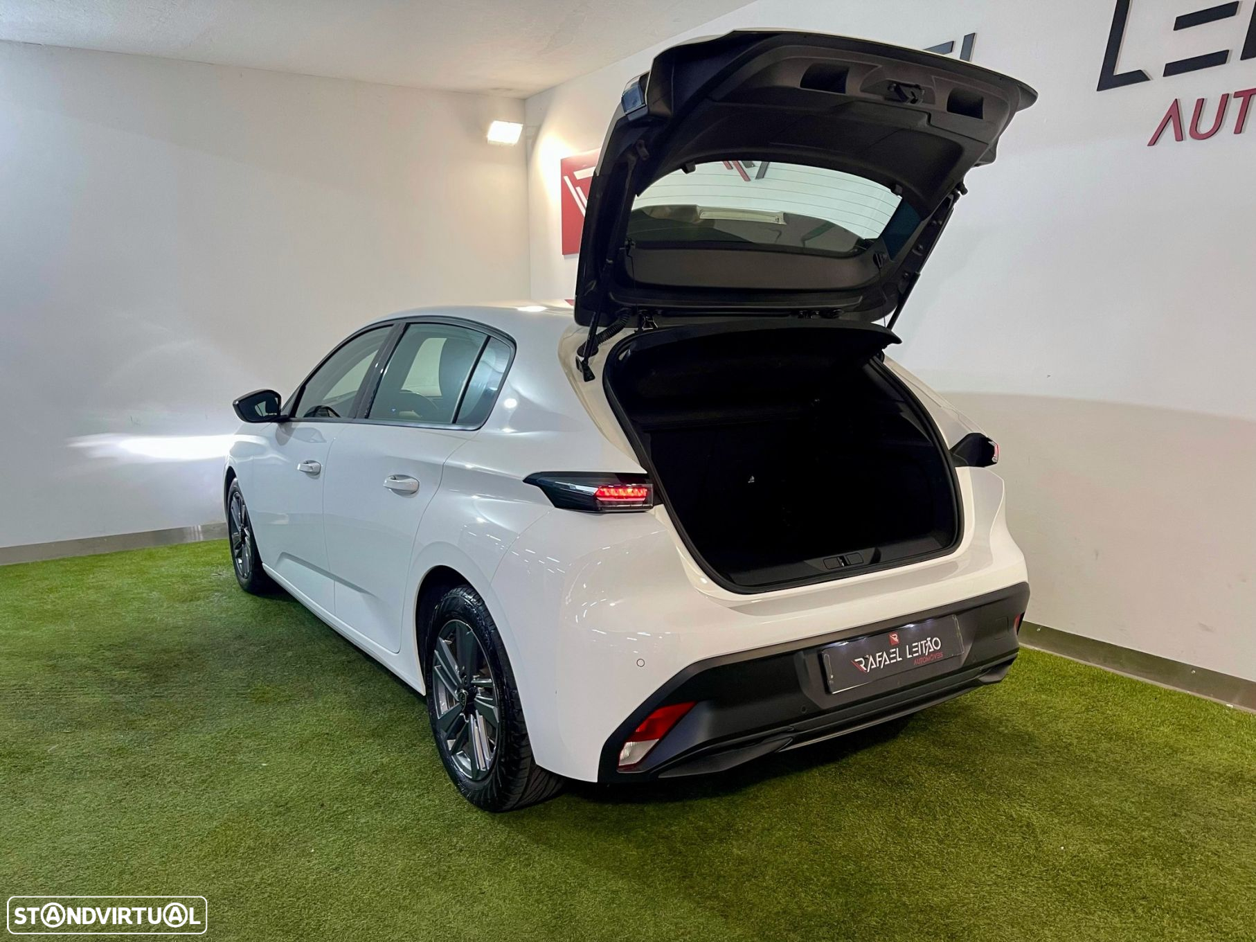Peugeot 308 1.5 BlueHDi Active - 26