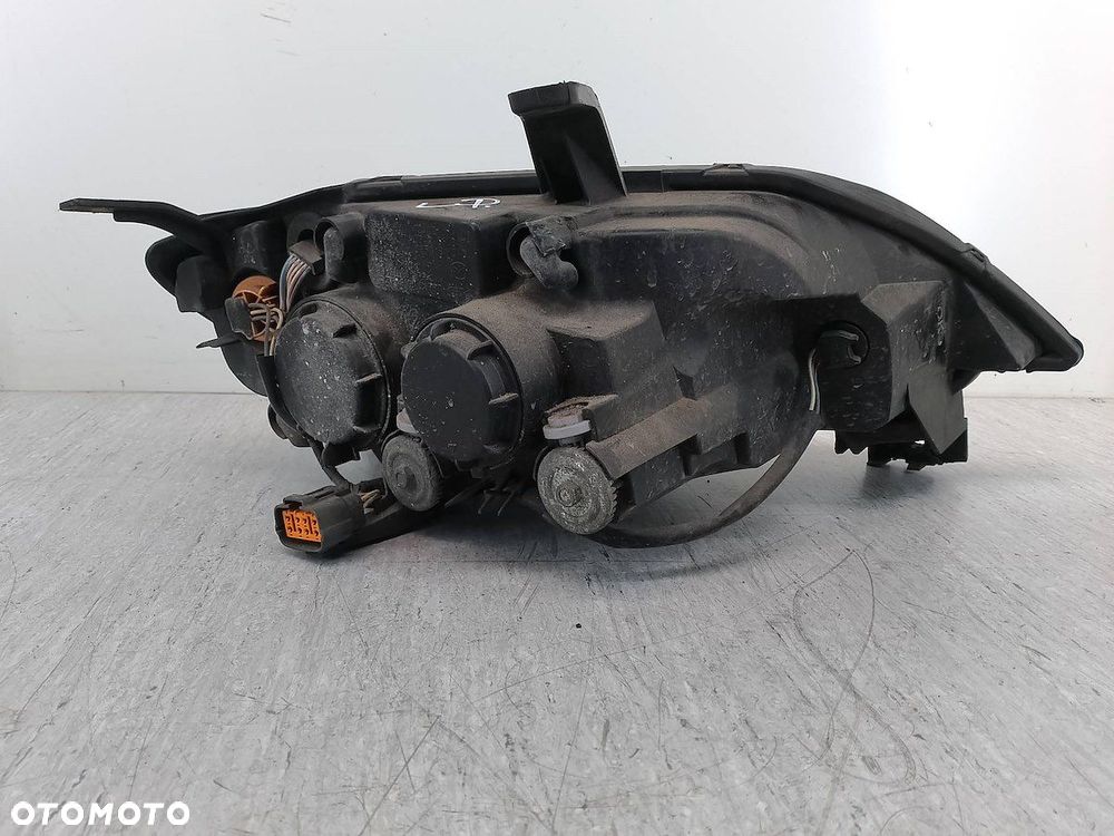 LAMPA PRZÓD LEWA MAZDA 2 ( 03-07 ) 6M71-13W030-AE   6M71-13006-AE   P5444L - 4