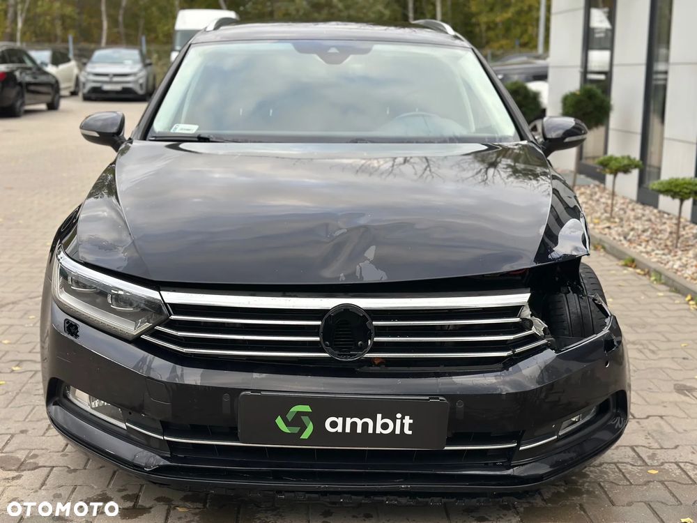 Volkswagen Passat - 2