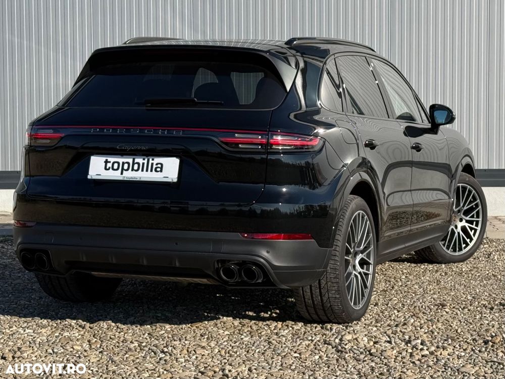 Porsche Cayenne Tiptronic S Platinum Edition - 3