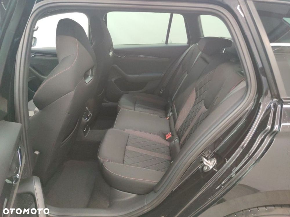 Skoda Octavia 2.0 TDI RS DSG - 12