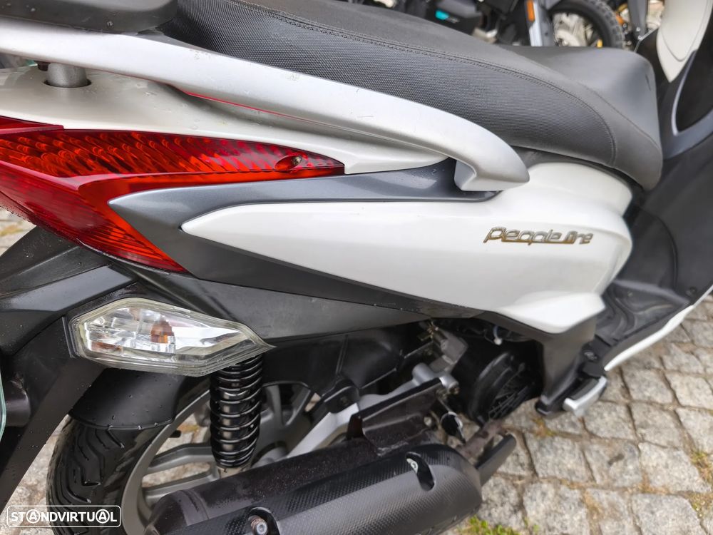 Kymco People 125 Scooter c/Top Case - 5