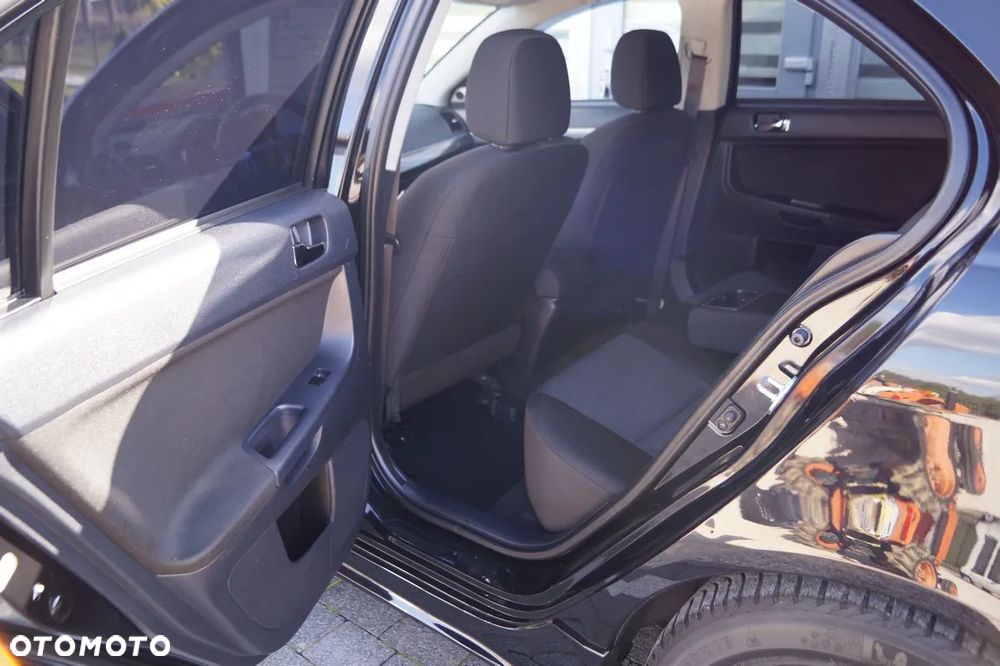 Mitsubishi Lancer 1.8 Instyle - 23