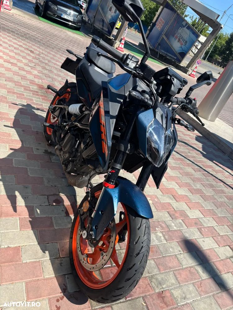 KTM 125 Duke - 3