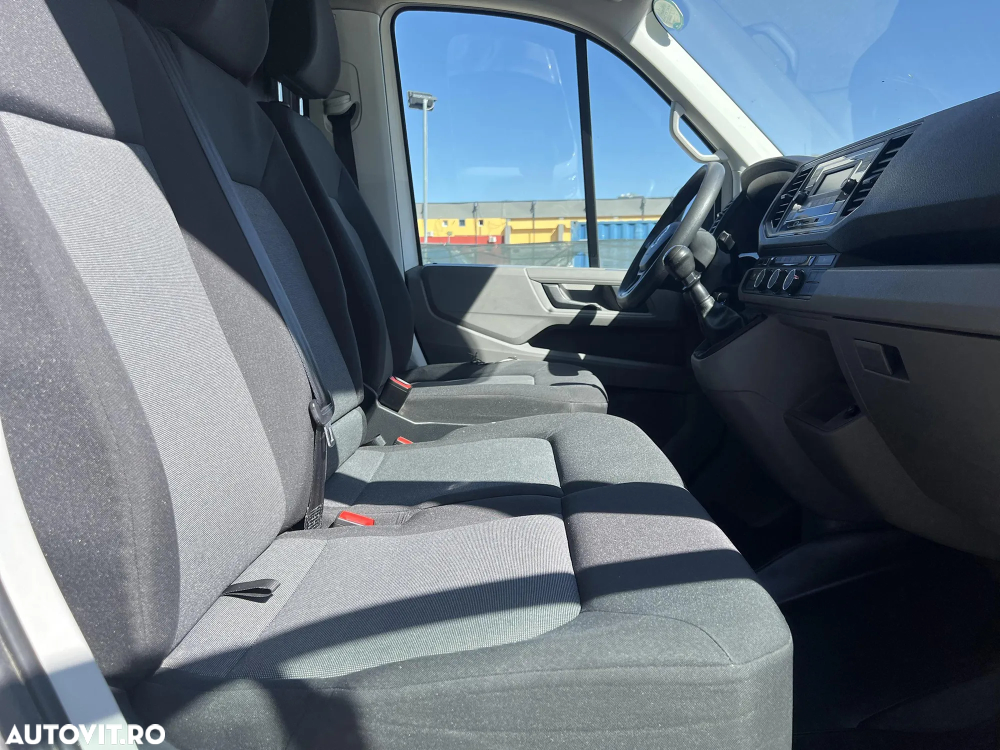 Volkswagen Crafter - 10